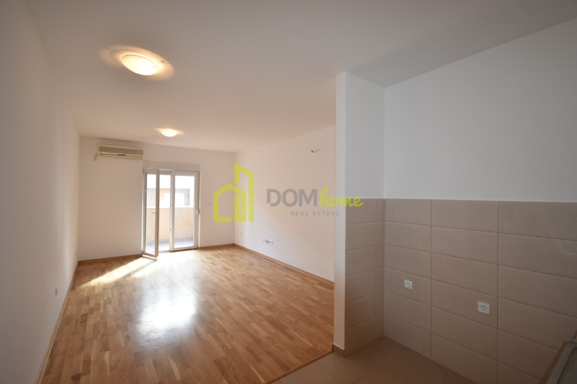 Jednosoban stan 48m2, Tuški put